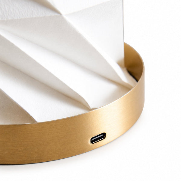 CURVE-T - Gold - Rechargeable Lamp