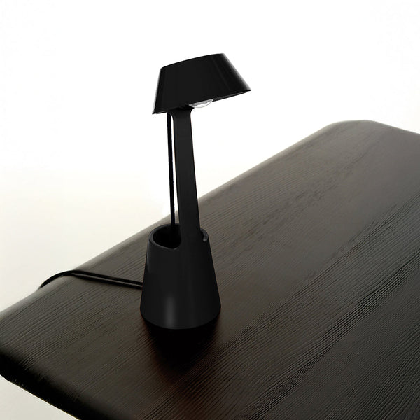 LEAN BK Black Table Lamp