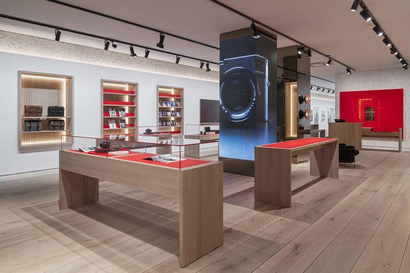 Leica Store & Gallery