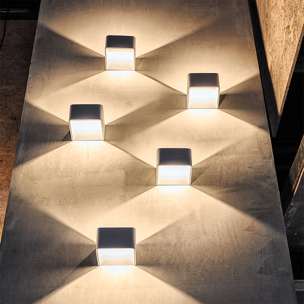 SQOX Wall Lamp - Lamptitude