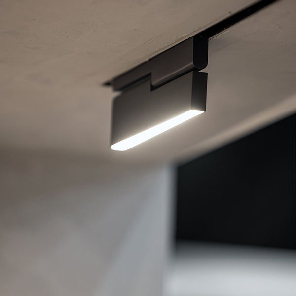 ST-SXS02-9W-120D-BK (Magnetic) Track Light - Lamptitude