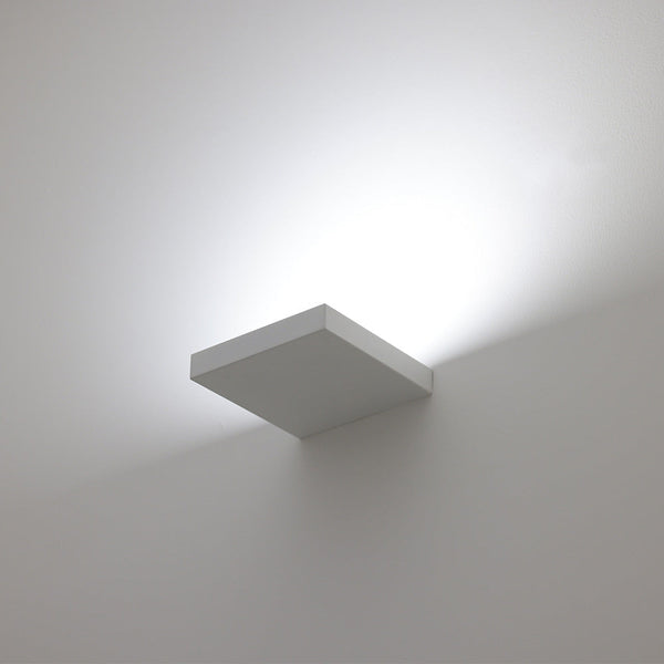 ST-WS42-DALI-18W-30D-3000K-WH - White - Wall Lamp